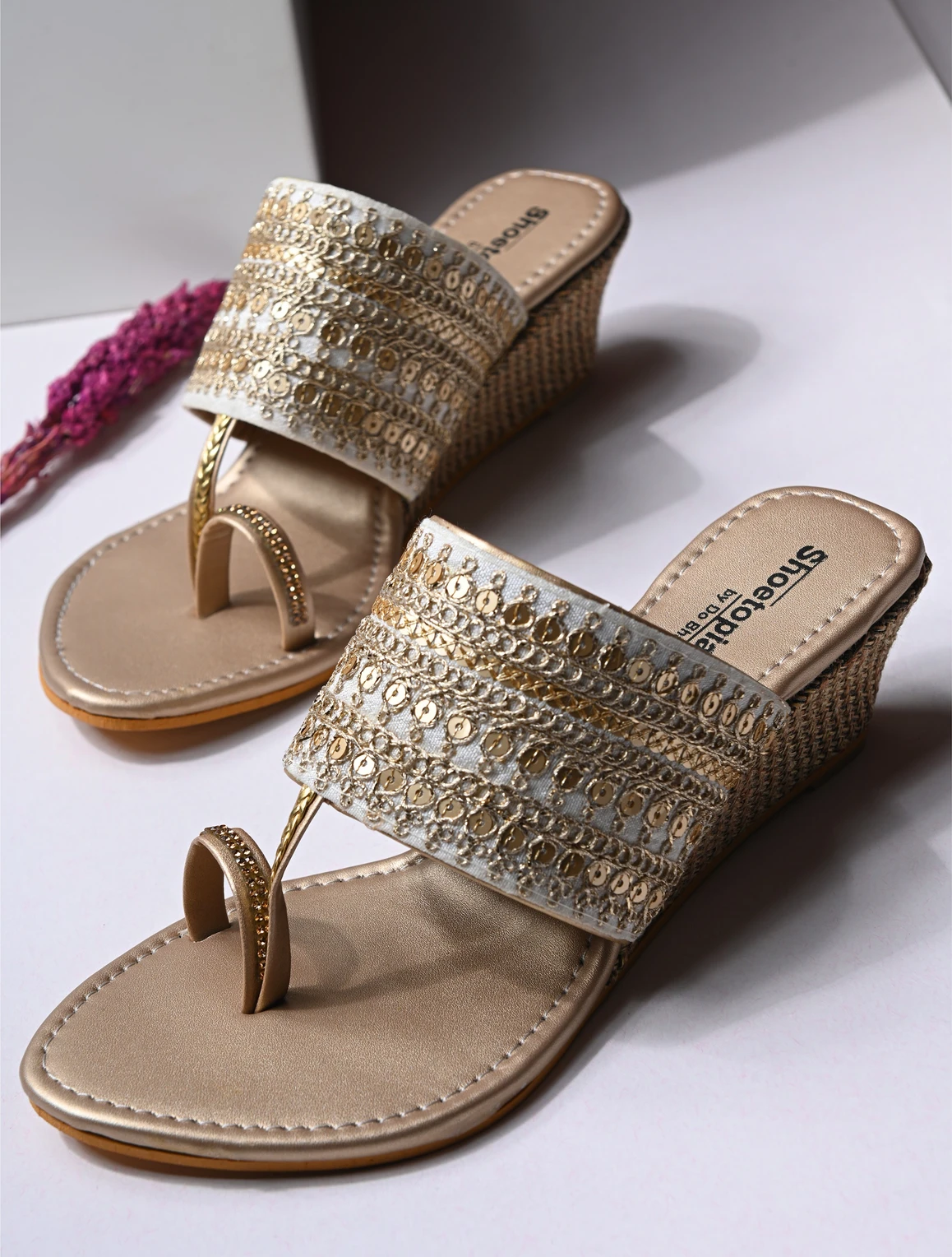 DO BHAI Women Wedges Sandal (Gold , 6) - Image 3
